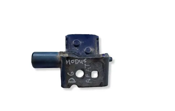 Renault Modus Rear door lower hinge C080709