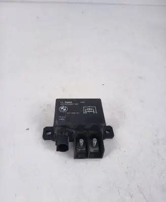 BMW 3 GT F34 Coolant fan relay 7661503