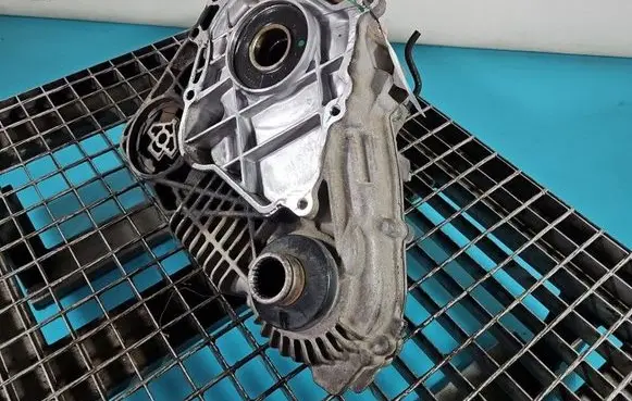 BMW X3 F25 Gearbox transfer box case 8623348 IMPRK1610426