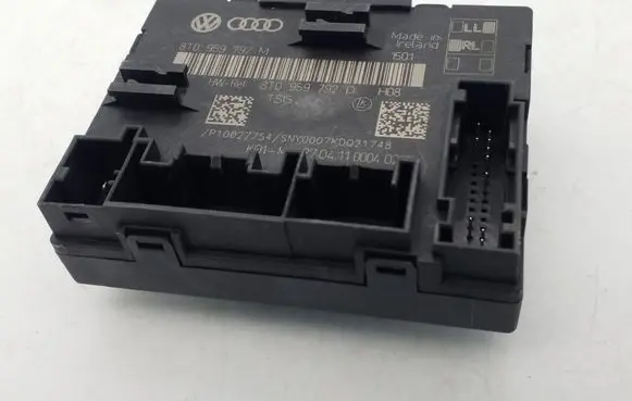 Audi A4 S4 B8 8K Door control unit/module 8T0959792M 8T0959792D