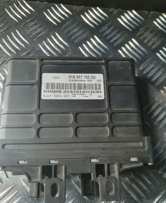 Volkswagen PASSAT B5 Gearbox control unit/module 01N927733DG 5WK33254K01
