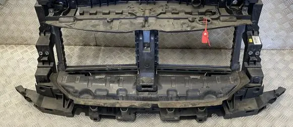 Renault Trafic III (X82) Front bodywork piece 