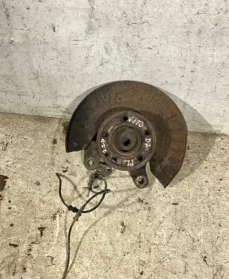 Mercedes-Benz Vito Viano W639 Front wheel hub spindle knuckle