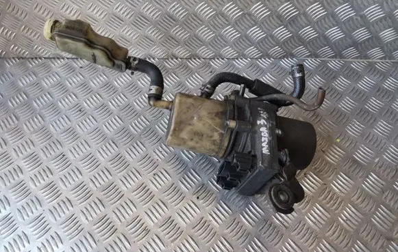 Mazda 3 I Power steering pump