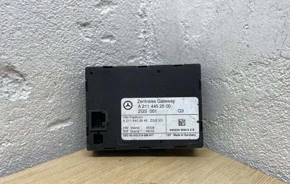 Mercedes-Benz E W211 Gateway control module A2115403545 410213008017 A2114452500