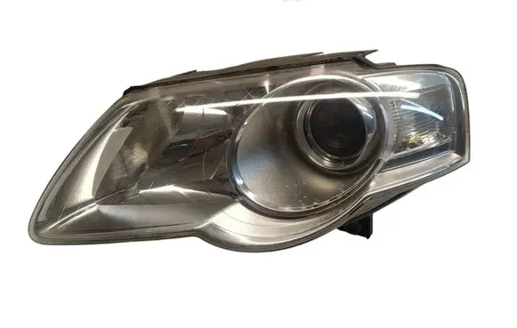 Volkswagen PASSAT B6 Headlight/headlamp 1EL24701401