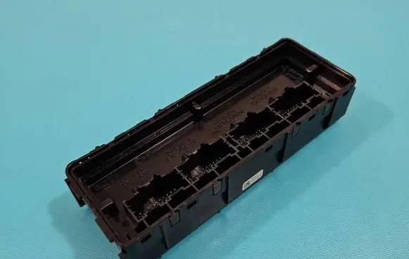 Opel Meriva B Central body control module 13579093 IMPRK1413871