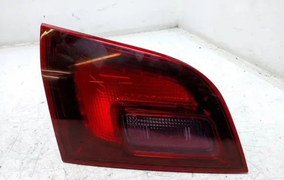 Opel Astra J Tailgate rear/tail lights 13282246 13282248 366900804