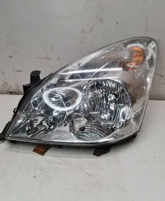 Toyota Corolla Verso AR10 Headlight/headlamp 20B050B