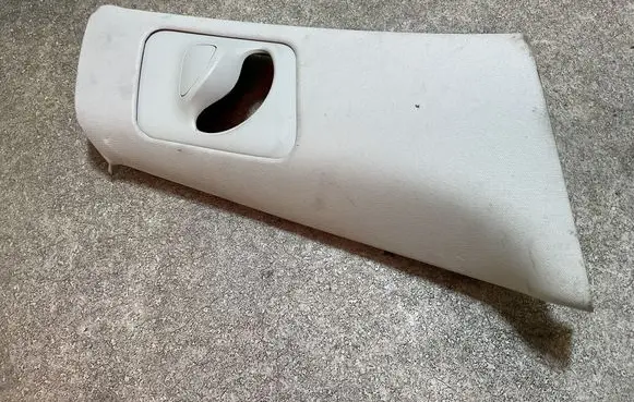Tesla Model 3 (B) pillar trim (top) 108625501 CTLE213150000457
