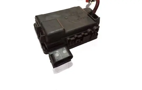 Volkswagen Multivan T4 Fuse module 7D0937509