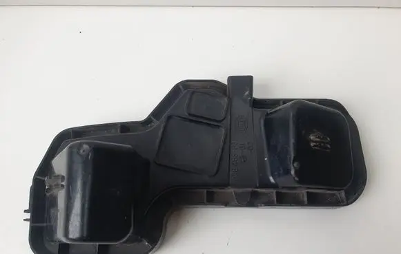 Audi A6 S6 C5 4B Headlight/headlamp dust cover 14846800 14846801