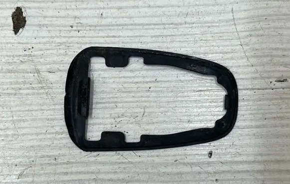 Subaru Outback (BS) Front door handle cover 61252FJ010