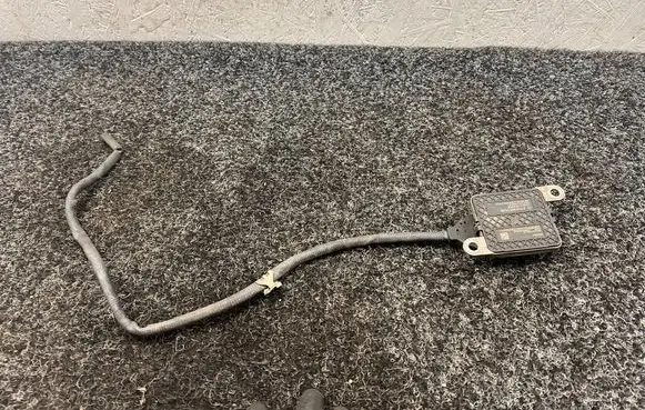 Mercedes-Benz E W213 Lambda probe sensor A0009057208