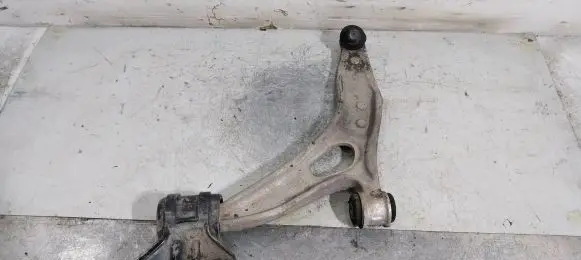 Ford Focus Front control arm AV61-3A424-MA