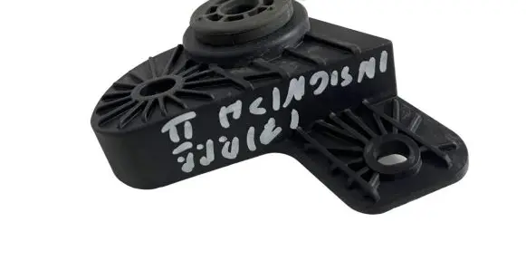 Opel Insignia B Radiator support slam panel bracket 84012896