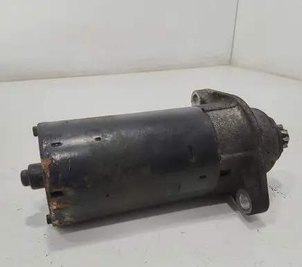 Volkswagen Polo Starter motor 0001125042