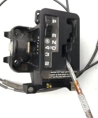 Mercedes-Benz E W124 Gear shifter/selector 1242670237