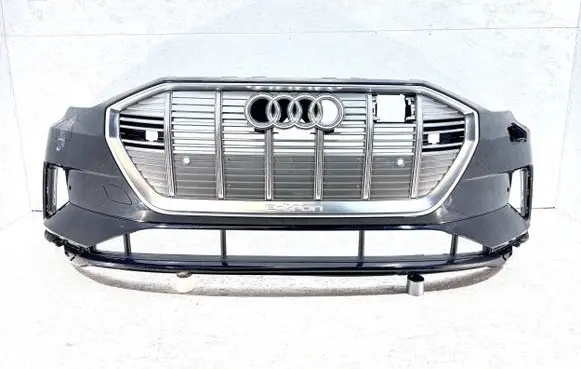 Audi e-tron Front bumper 4KE807732 4K4807437