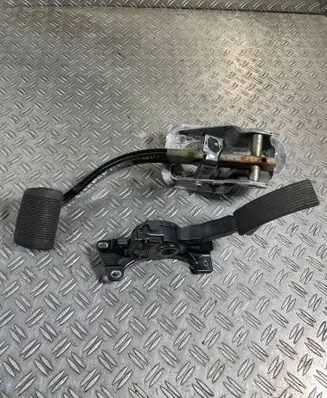 Jeep Grand Cherokee Pedal assembly 52124785AF