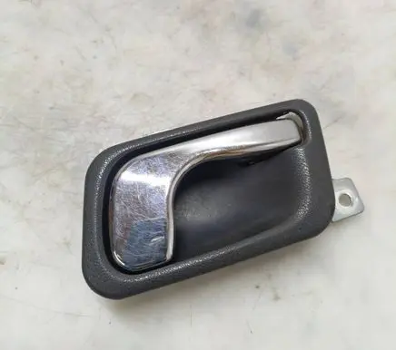 Mitsubishi Pajero Front door interior handle MR517467