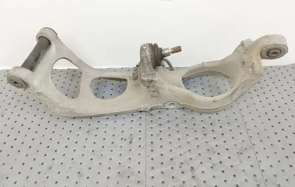 Peugeot 407 Front lower control arm/wishbone
