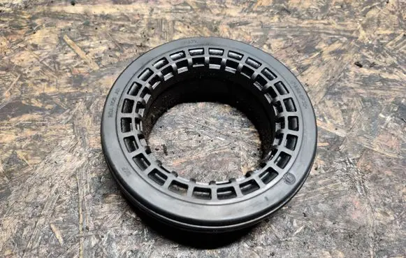 Chevrolet Captiva Front upper strut mount BDA1106AD