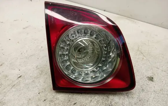 Volkswagen Golf Plus Rear/tail lights 5M0945096K 964962