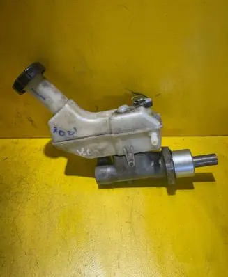 Nissan Note (E11) Master brake cylinder 8200304083
