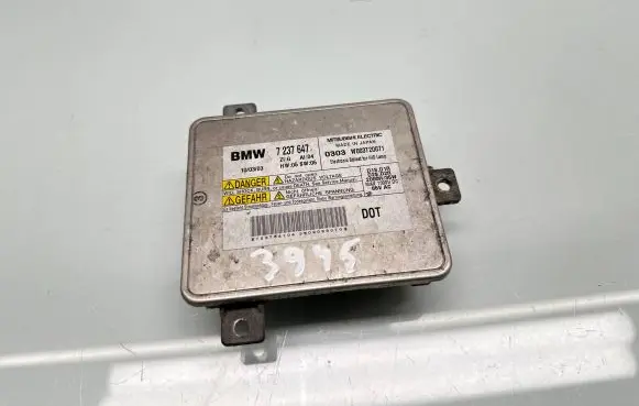 BMW 3 E90 E91 Headlight ballast module Xenon 7237647 W003T20071