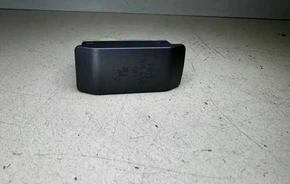 BMW 7 E65 E66 Passenger airbag on/off switch 6977787 697778701 32070513