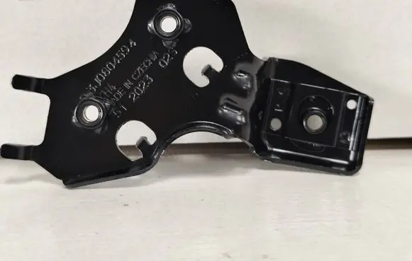 Skoda Superb B9 Headlight/headlamp mounting bracket 3J0804594