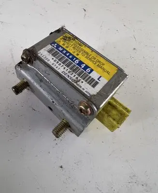Mitsubishi Pajero Airbag deployment crash/impact sensor 2523000741 MR461646