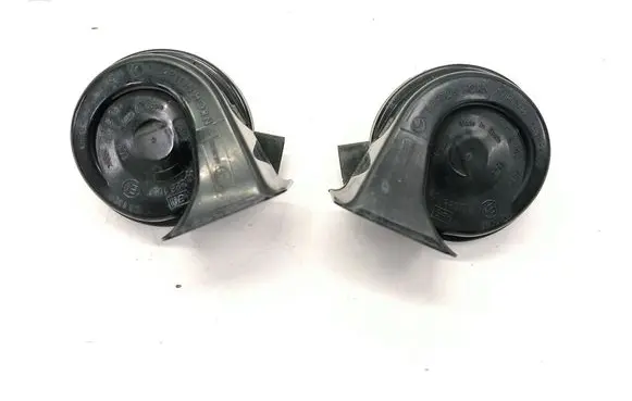 BMW 3 F30 F35 F31 Horn signal 724542205 7245422 724542305