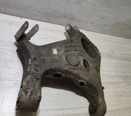 Jaguar F-Pace Rear control arm HK835B531AE 00030 00000