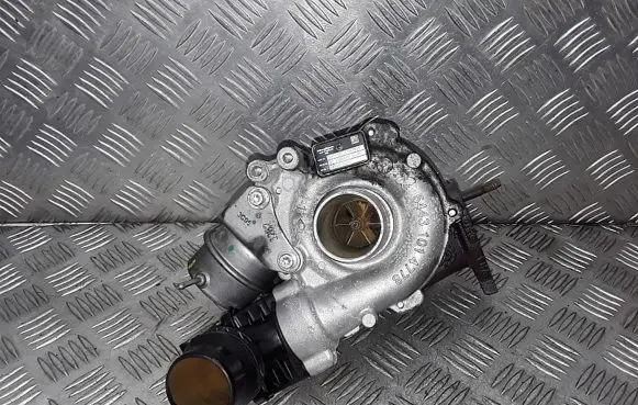 Opel Vivaro Turbo h8201067824