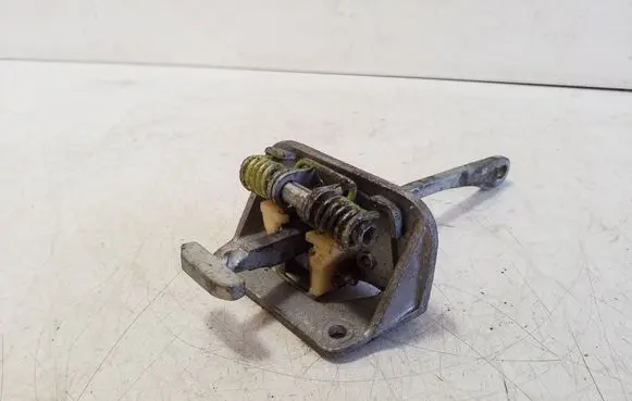 Audi A2 Rear door check strap stopper 8Z0839249