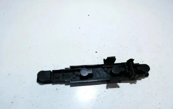 Renault Laguna I Tail light bulb cover holder