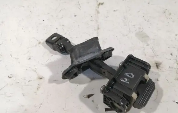 BMW 3 GT F34 Front door check strap stopper 7446723DE