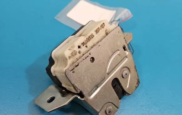Mercedes-Benz B W245 Tailgate/trunk/boot lock/catch/latch 7400035 IMPRK1566211
