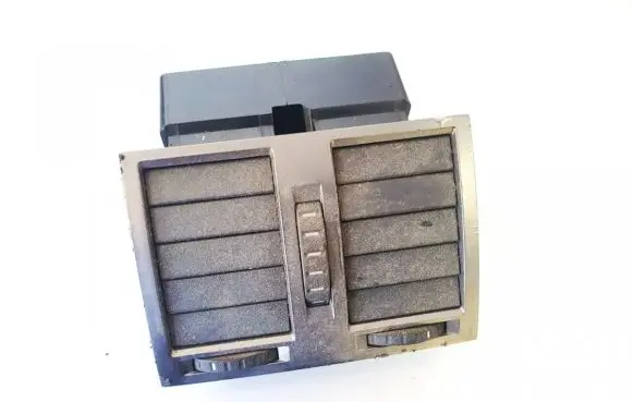 Skoda Superb B5 (3U) Dash center air vent grill 3u0819203c