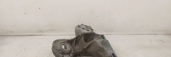 Audi A4 S4 B6 8E 8H Engine mounting bracket 8E0199352F
