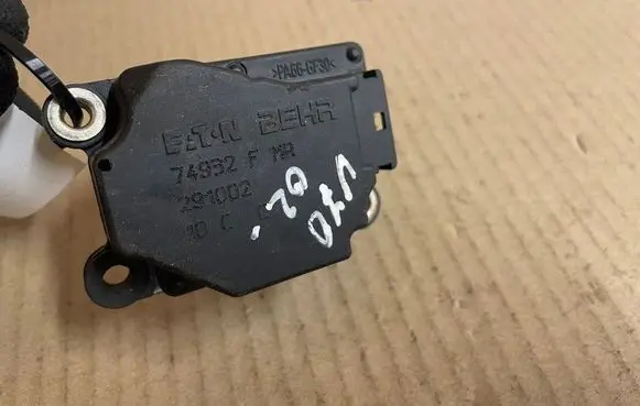 Volvo V70 Air flap motor/actuator 74932F 291002