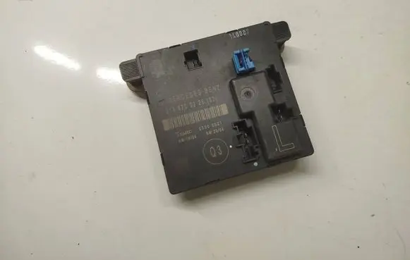 Mercedes-Benz CLS C219 Door control unit/module 2198200226