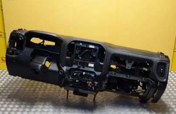 Chevrolet Silverado Dashboard 84449043 84431737 84420199