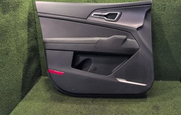 KIA Sportage Front door card panel trim 82331R2010 M0210R2010AYP 16032022