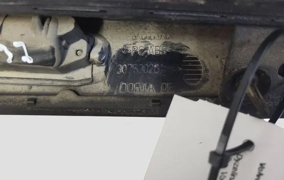 Volvo V50 Trunk door license plate light bar 30753026