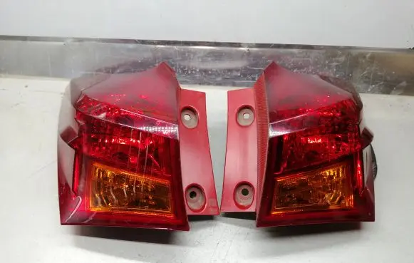 Toyota Auris E180 Rear/tail lights set 02258