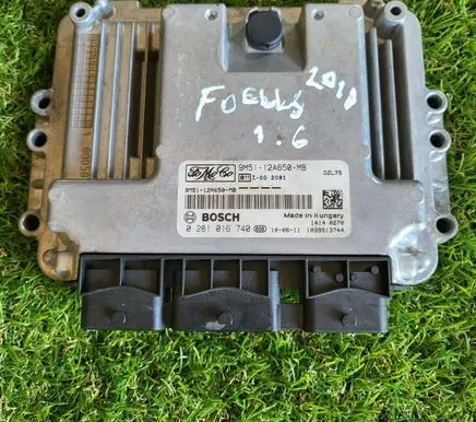 Ford Focus Engine control unit/module 9M5112A650MB
