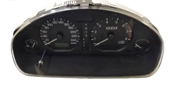 Mitsubishi Carisma Speedometer (instrument cluster) MR915789 03DX 00325101